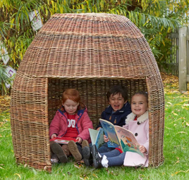 Outdoor Wicker Group Reader's Pod